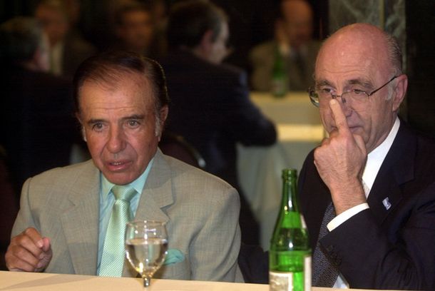 Eduardo Bauzá junto a Carlos Menem