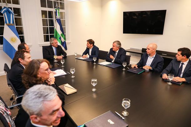 Alberto Fern&aacute;ndez