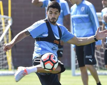 Luis Suárez estará frente a Argentina