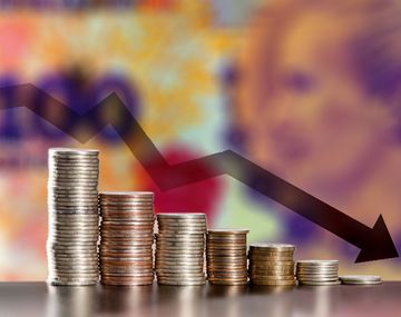 En promedio el poder adquisitivo del salario cayó un 12% en 2016