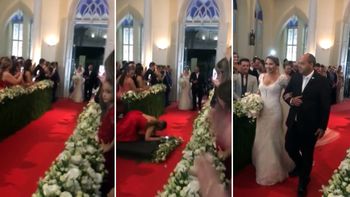 Se cayó en el medio de la entrada de los novios y se volvió viral Se cayó en el medio de la entrada de los novios y se volvió viral