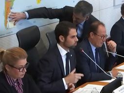 fuerte reclamo del embajador argentino en francia por las islas malvinas: ese mapa fuerte reclamo del embajador argentino en francia por las islas malvinas: ese mapa