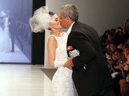 Rial y la niña Loly, ¿al altar? Rial y la niña Loly, ¿al altar?