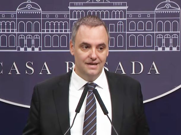 Aseguran que Manuel Adorni no asistirá al Senado el próximo 2 de julio: el motivo