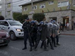 Denuncian a Patricia Bullrich por pedir allanamientos sin orden judicial en comunidades mapuche