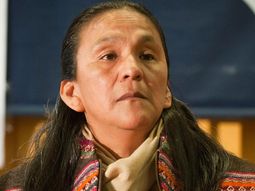 Estoy presa por construir viviendas, dijo desde la cárcel la líder de la Tupac Amaru. Estoy presa por construir viviendas, dijo desde la cárcel la líder de la Tupac Amaru.