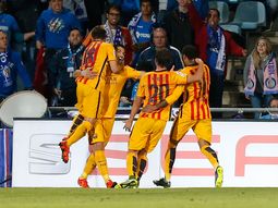 sin messi ni mascherano, barcelona le gano al getafe y se subio a la punta sin messi ni mascherano, barcelona le gano al getafe y se subio a la punta