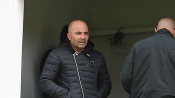 El entrenador ya está en suelo argentino y el jueves será presentado