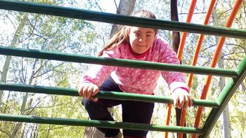 le negaron la comunion a una nena con sindrome de down porque se equivoco en el padre nuestro le negaron la comunion a una nena con sindrome de down porque se equivoco en el padre nuestro