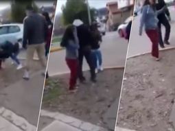 De no creer: la violenta pelea de alumnas que fue inicitada por un padre