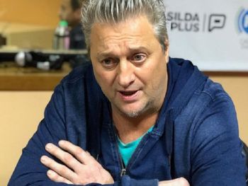 Un candidato a concejal sortea vouchers de $5 mil a cambio de votos