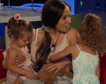 La hija de Romina de Gran Hermano le quiso pegar a Caramelo y estallaron las redes