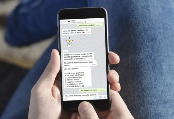 La manera de averiguar la situación de las multas a través de WhatsApp.