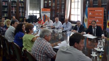 la provincia pagara un 8% en enero y febrero la provincia pagara un 8% en enero y febrero