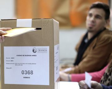 {altText(,#FilosofíaAplicada La angustiosa alegría de votar )}