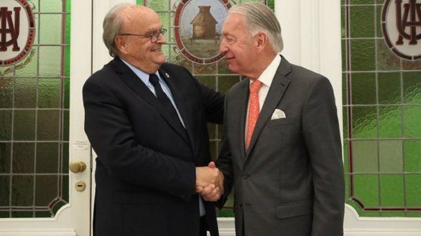 De Mendiguren acordó con la UIA una agenda de trabajo conjunta para mantener la producción