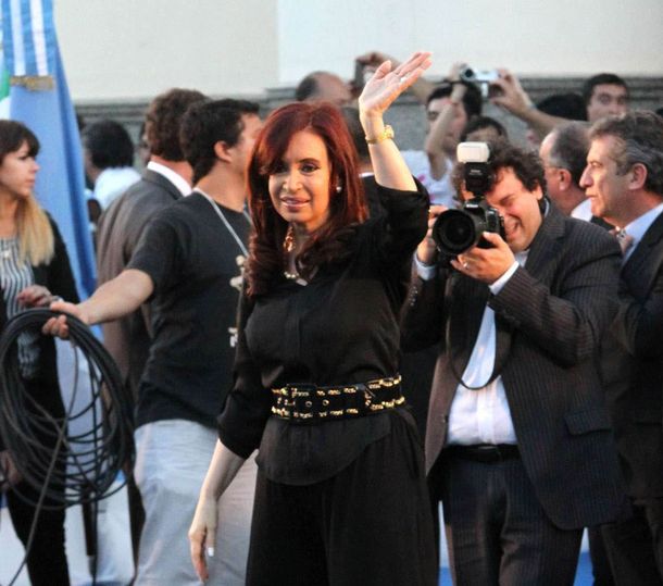 Le pido a la Virgen que proteja a los argentinos a los que aún no llegamos