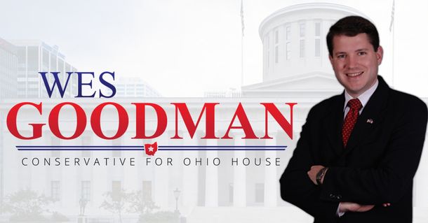 Atrapan a un republicano anti-gay teniendo sexo con un hombre en su oficina