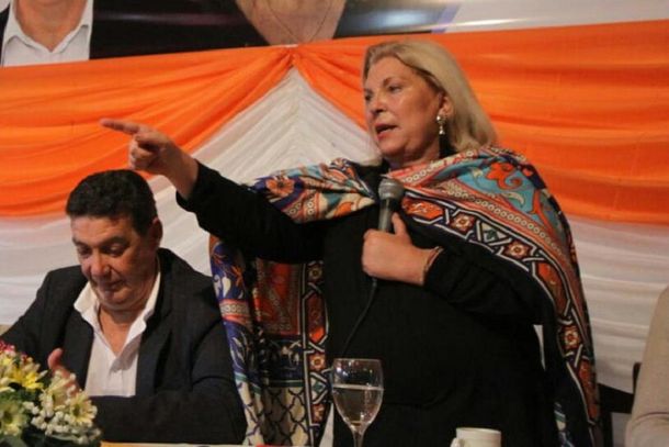 ¡Dejen de quejarse!, el reclamo de una Carrió que afirma haber tenido que ajustarse