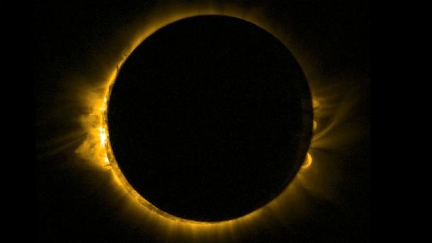 ¿Cómo se vio el eclipse solar desde el espacio?
