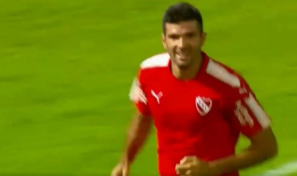 El golazo de Emmanuel Gigliotti  en la victoria de Independiente sobre Talleres