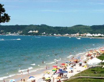 Casi dos millones de turistas argentinos viajarán a Brasil.