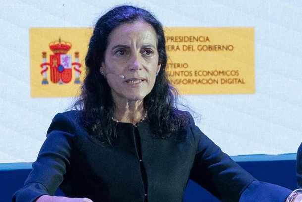 La ministra de Economía y Finanzas