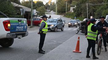 balearon a un estudiante de 13 anos a la salida del colegio: hay dos detenidos balearon a un estudiante de 13 anos a la salida del colegio: hay dos detenidos