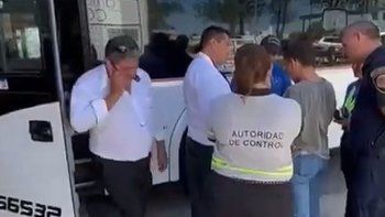 escandalo en cordoba: choferes alcoholizados retrasaron un viaje de egresados escandalo en cordoba: choferes alcoholizados retrasaron un viaje de egresados