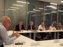 larreta encabeza una charla sobre adicciones en la sede del gobierno porteno