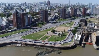 El Dique Mauá de Uruguay no se construirá la terminal de pasajeros El Dique Mauá de Uruguay no se construirá la terminal de pasajeros