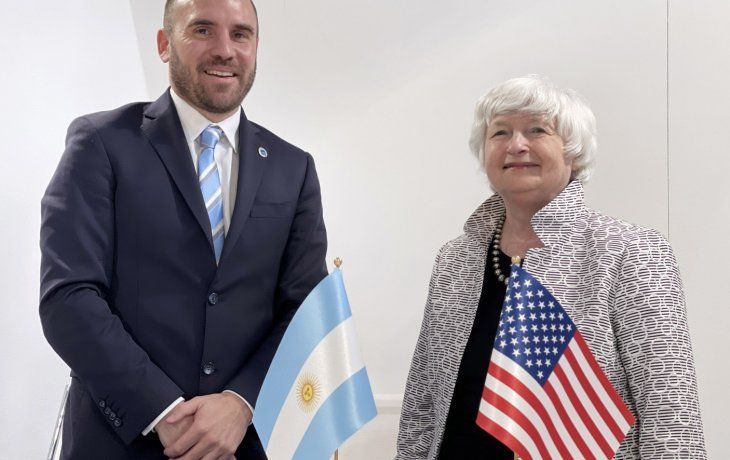 Guzmán se reunió con la secretaria del Tesoro de los Estados Unidos en Venecia