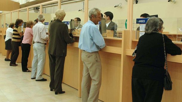 Es oficial la suba en las jubilaciones para marzo 2026: de cuánto es el aumento