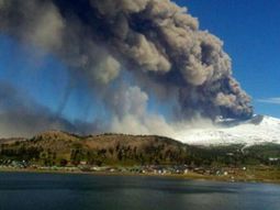 alerta roja en chile por la erupcion del volcan copahue alerta roja en chile por la erupcion del volcan copahue