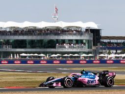 colapinto no logro superar la sq2 y partira desde el 14° puesto en la sprint de silverstone colapinto no logro superar la sq2 y partira desde el 14° puesto en la sprint de silverstone