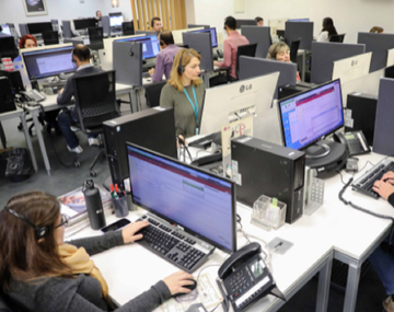 Bono de $24.000 y aumento para trabajadores de call center: desde cuándo