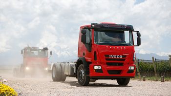 los colectivos y camiones saldran de fabrica con tope de velocidad los colectivos y camiones saldran de fabrica con tope de velocidad