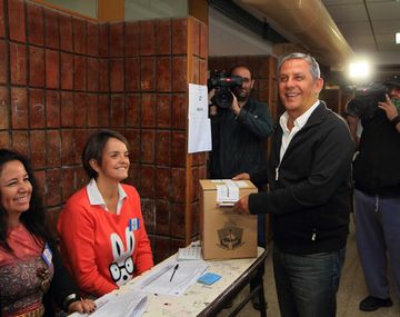 El referente de Macri en Neuquén se quejó por votar con las cenizas
