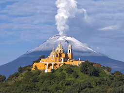 Vista aérea de Cholula, en México. Vista aérea de Cholula, en México.