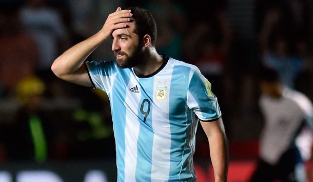 Romero pidió por Pipita Higuaín: Me pregunto cómo puede ser que no esté