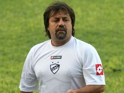 caruso le pone picante a la definicion: me encantaria ganarle a river caruso le pone picante a la definicion: me encantaria ganarle a river