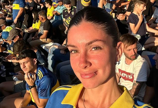 Quién es la morocha hincha de Boca que sedujo a un notero de AZZ: se llama Daniela Iker y es psicóloga