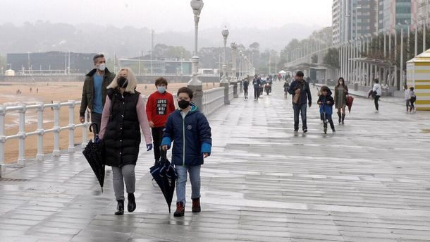 España habilitó las salidas recreativas para menores de 14 años