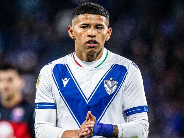 Dura noticia para Vélez: Imanol Machuca suspendido un año por la FIFA