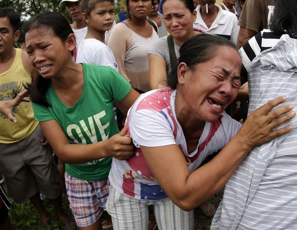 Al menos 17 muertos y casi 300 mil afectados por el huracán Koppu en Filipinas