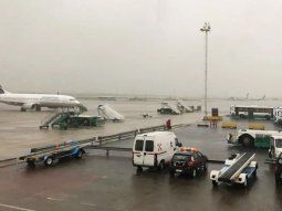 Por la tormenta, hubo grandes demoras en el Aeropuerto de Ezeiza