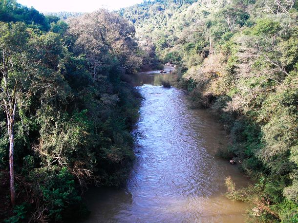 Buscan a un joven que desapareció mientras navegaba en kayak