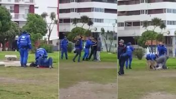 Un grupo de policías se peleó con unos jóvenes en una plaza de Mar del Plata. Un grupo de policías se peleó con unos jóvenes en una plaza de Mar del Plata.