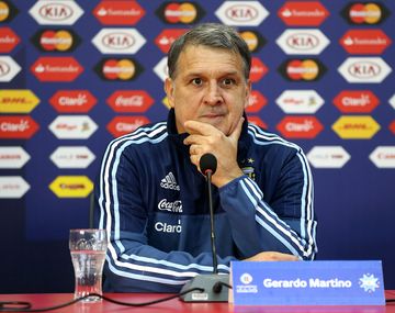 Los 27 convocados para el debut por Eliminatorias: una ausencia de peso