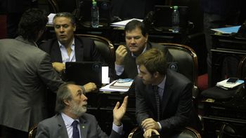 #panamapapers: el oficialismo blindo a macri en diputados #panamapapers: el oficialismo blindo a macri en diputados